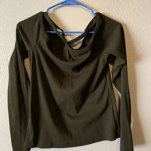 Aeropostale Off shoulder long sleeve crop top